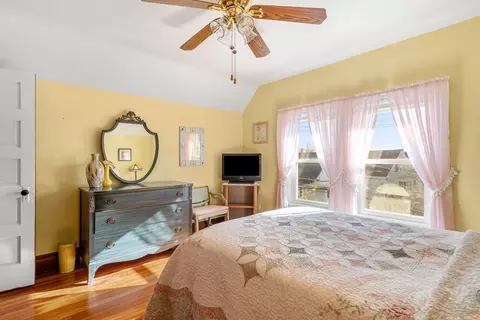 Bedroom - 91 Bucknam St, Everett, MA 02149 photo 10 of 10