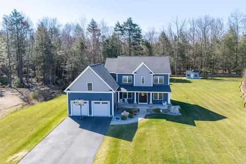 17 Noble Steed Xing, Southwick, MA 01077