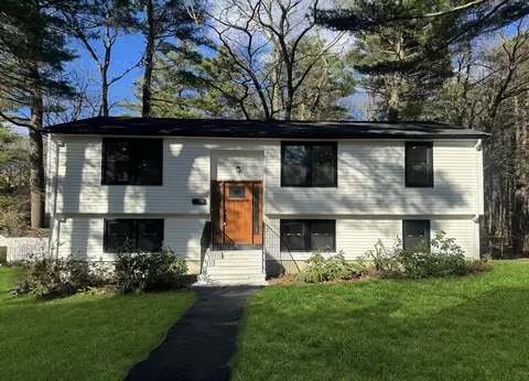 12 Evelyn Rd, Beverly, MA 01915