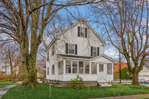 16 Carter St, Hudson, MA 01749