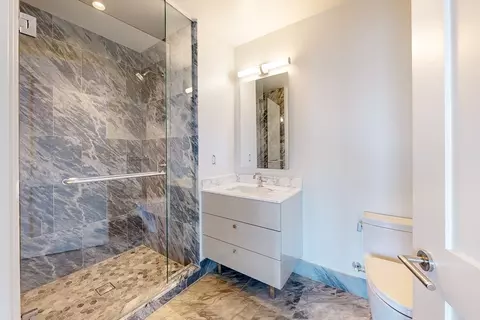 Bath - 240 Devonshire St #5809, Boston, MA 02110 photo 1 of 2