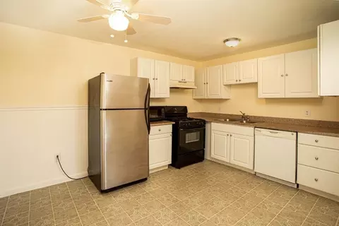 44 Johnson St #2, Fall River, MA 02723 photo 5
