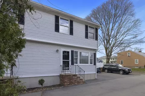 15 Aborn Pl #2, Peabody, MA 01960