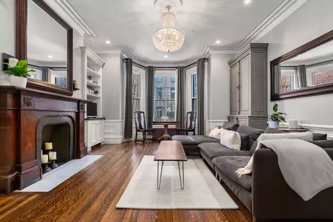 313 Beacon St #12, Boston, MA 02116