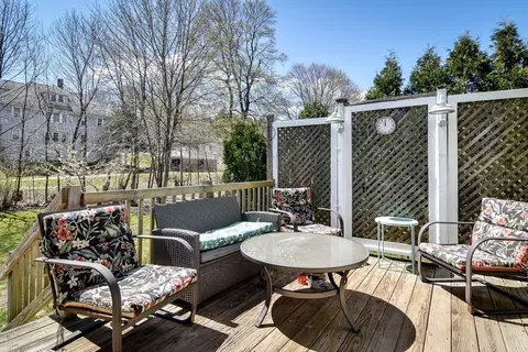 Exterior - 2 Circular Ave, Natick, MA 01760 photo 6 of 7