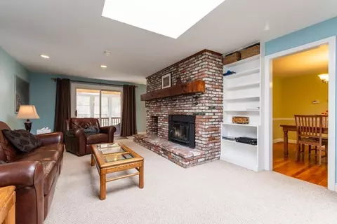Living - 59 High St, Acton, MA 01720 photo 6 of 7