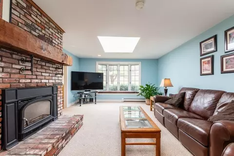 Living - 59 High St, Acton, MA 01720 photo 5 of 7