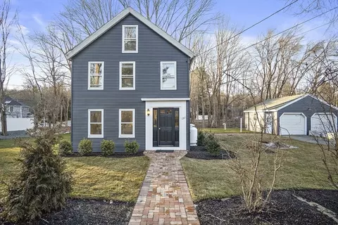 197 Woodland Rd, Southborough, MA 01772