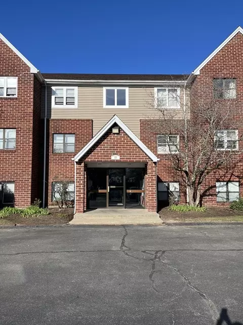 10 Longworth Ave #10, Brockton, MA 02301