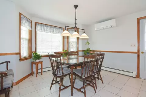 Dining - 21 Ida Rd, Worcester, MA 01604 photo 1 of 1