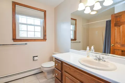 Bath - 21 Ida Rd, Worcester, MA 01604 photo 4 of 7