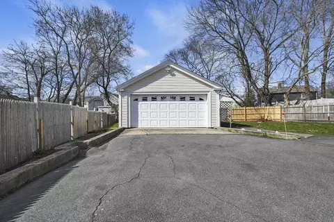 Exterior - 52 Conant St, Danvers, MA 01923 photo 4 of 5