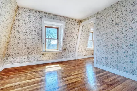 809 E 5th St, Boston, MA 02127 photo 24