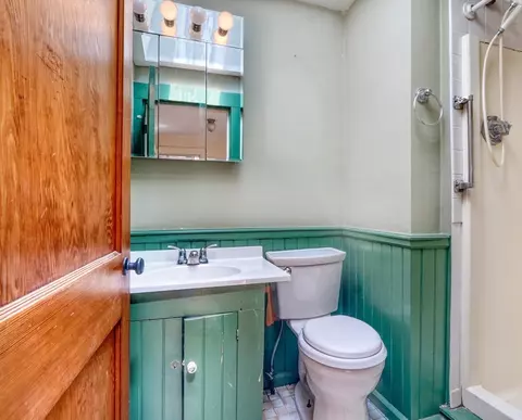 809 E 5th St, Boston, MA 02127 photo 27
