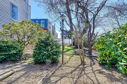 809 E 5th St, Boston, MA 02127 photo 32