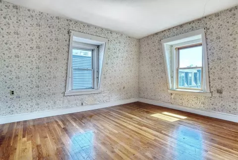809 E 5th St, Boston, MA 02127 photo 26