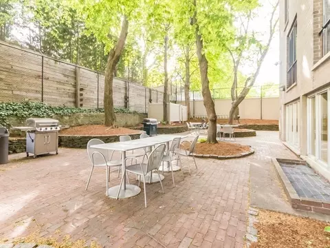 Exterior - 77 Pond Ave #910, Brookline, MA 02445 photo 4 of 9