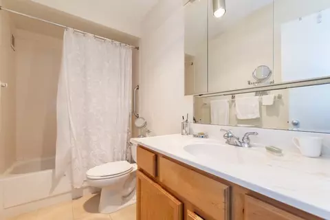 Bath - 77 Pond Ave #910, Brookline, MA 02445 photo 1 of 1