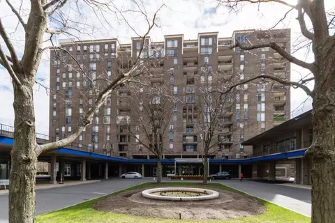 Exterior - 77 Pond Ave #910, Brookline, MA 02445 photo 8 of 9