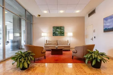 Living - 77 Pond Ave #910, Brookline, MA 02445 photo 6 of 6