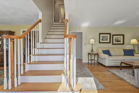 Entry Way - 10 Cedar Cir, Townsend, MA 01469 photo 1 of 1