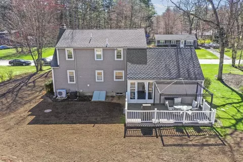 Exterior - 10 Cedar Cir, Townsend, MA 01469 photo 3 of 13