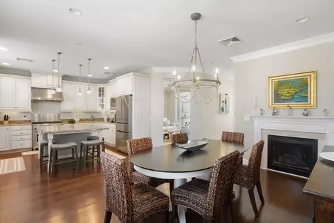 194 Hms Halsted Dr #194, Hingham, MA 02043