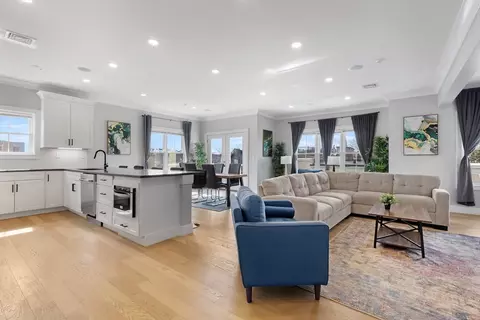 225 Havre St #5, Boston, MA 02128