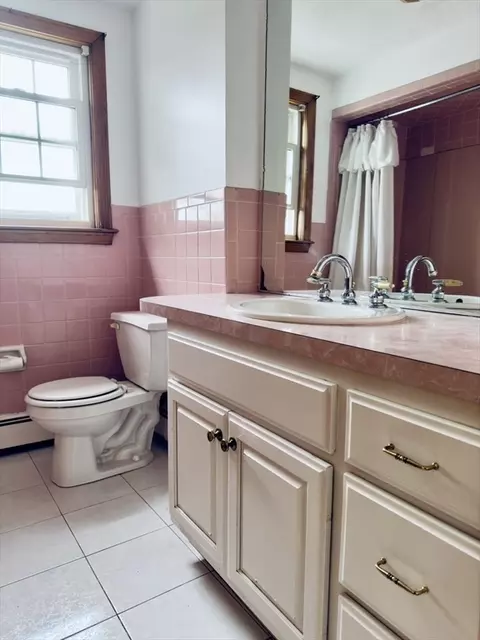 Bath - 15 Fremont Ave, Everett, MA 02149 photo 2 of 2