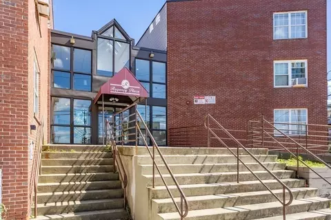 20 Knox St #24, Lawrence, MA 01841
