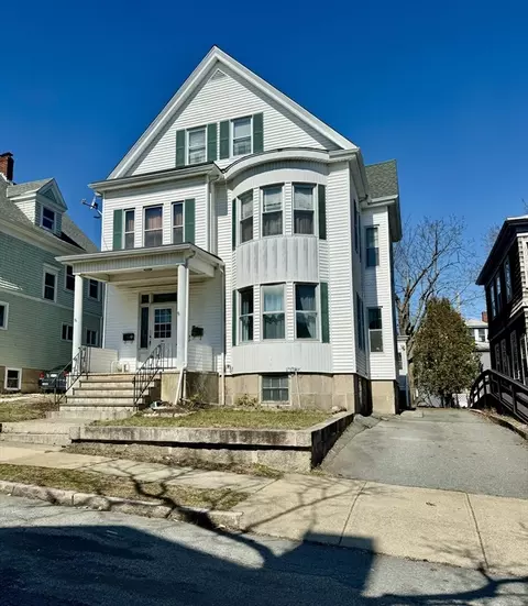 47 Willis St, New Bedford, MA 02740