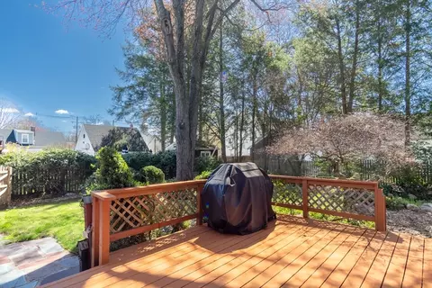 Exterior - 21 Weymouth St, Springfield, MA 01108 photo 4 of 8