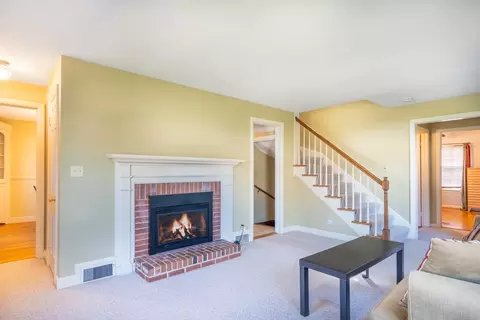 Living - 21 Weymouth St, Springfield, MA 01108 photo 7 of 7