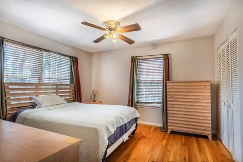 Bedroom - 21 Weymouth St, Springfield, MA 01108 photo 1 of 5