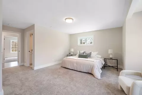 Bedroom - 20 Pine Hill Rd, Worcester, MA 01604 photo 2 of 5