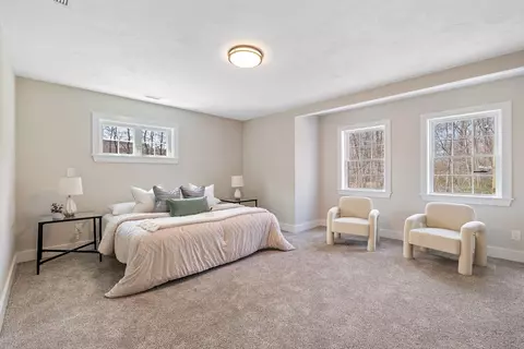 Bedroom - 20 Pine Hill Rd, Worcester, MA 01604 photo 1 of 5