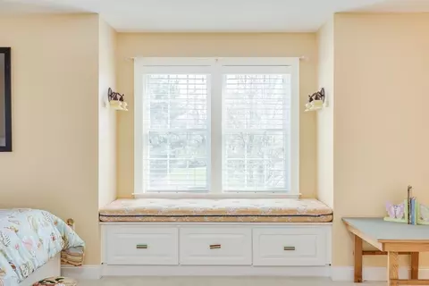 Bath - 24 Chesley Rd, Barnstable, MA 02648 photo 1 of 4