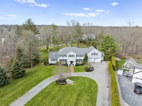 View/Area - 264 South St, Hingham, MA 02043 photo 1 of 2