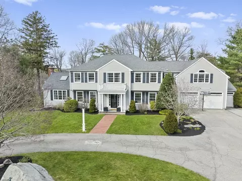 Exterior - 264 South St, Hingham, MA 02043 photo 4 of 9