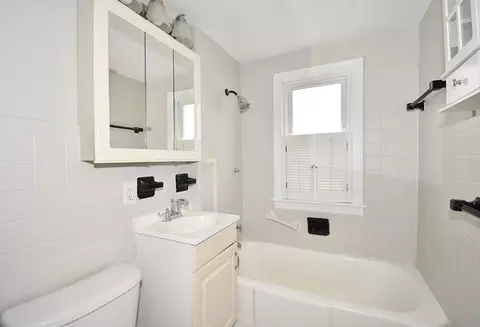 Bath - 89 Saint James Blvd, Springfield, MA 01104 photo 2 of 2