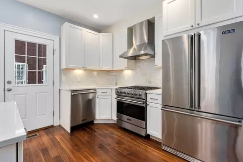 Kitchen - 2 Tabor Pl, Brookline, MA 02445 photo 4 of 5