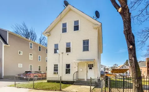 24 Newbury St, Worcester, MA 01609