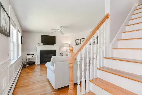 Living - 271 Plain St, Millis, MA 02054 photo 3 of 5