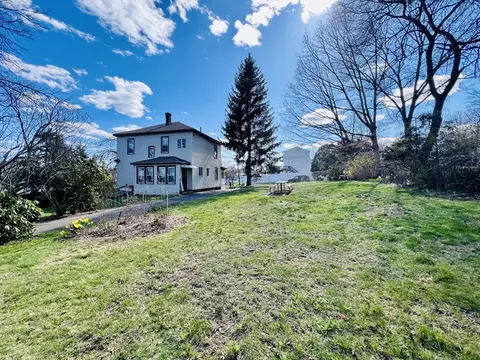 69 Observatory Ave, Haverhill, MA 01832