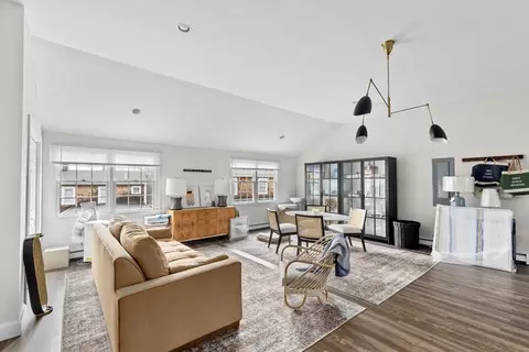 Living - 24-26 West St, Hingham, MA 02043 photo 6 of 6