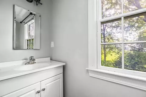 Bath - 24-26 West St, Hingham, MA 02043 photo 4 of 4