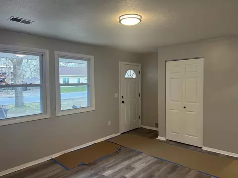 Entry Way - 7 Terry Ln W, Wareham, MA 02571 photo 1 of 1