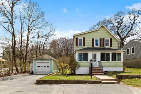 21 Vista St, Melrose, MA 02176