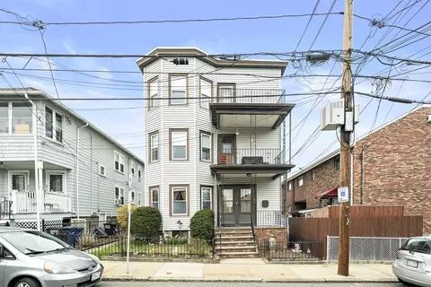 50 Moreland St, Somerville, MA 02145