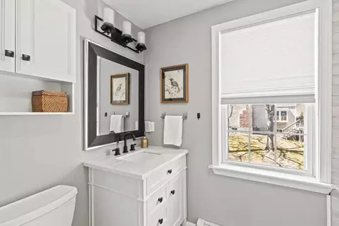 Bath - 255 Shootflying Hill Rd, Barnstable, MA 02668 photo 3 of 3
